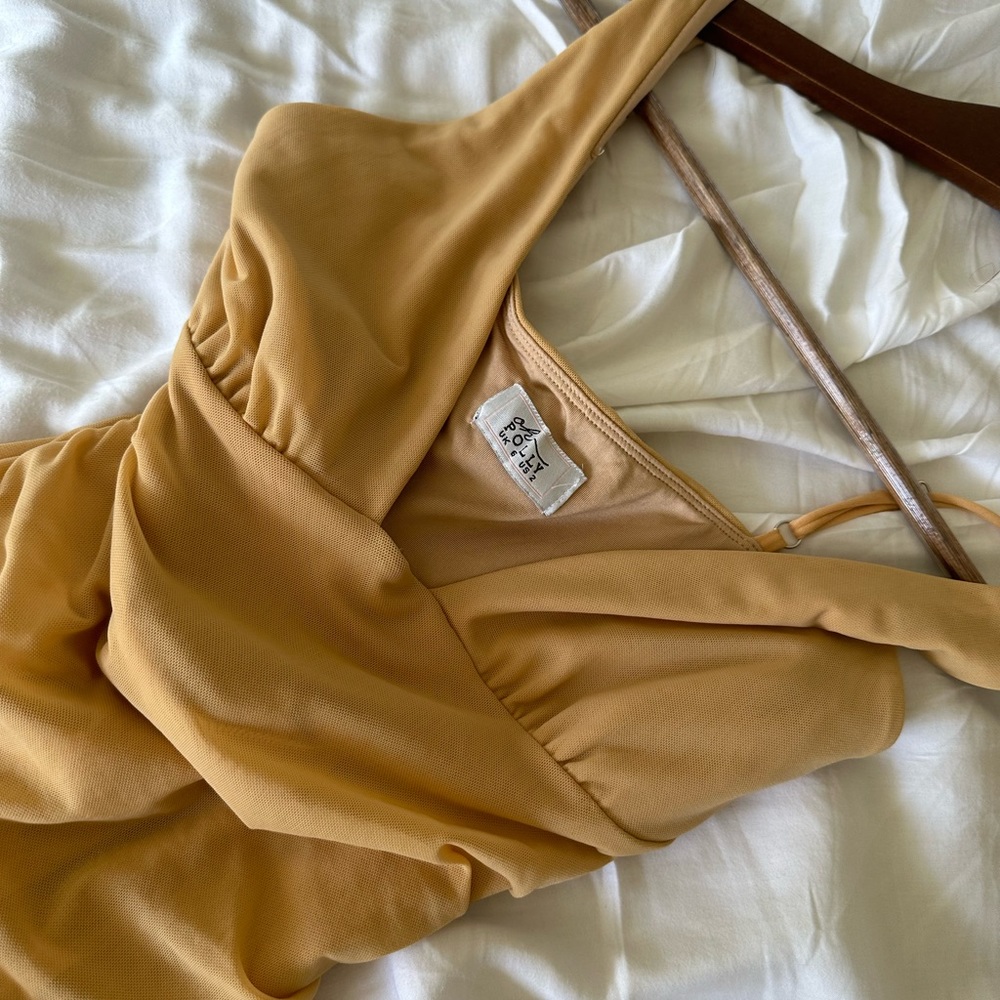 Oh Polly Yellow Midi Dress - Picture 3 of 5